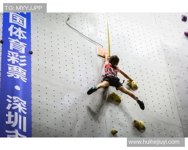 重庆攀岩队在攀岩联赛中的团队协作表现分析与点评